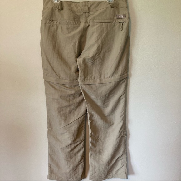 North Face Convertible Hiking Plants 12 - Picture 9 of 9